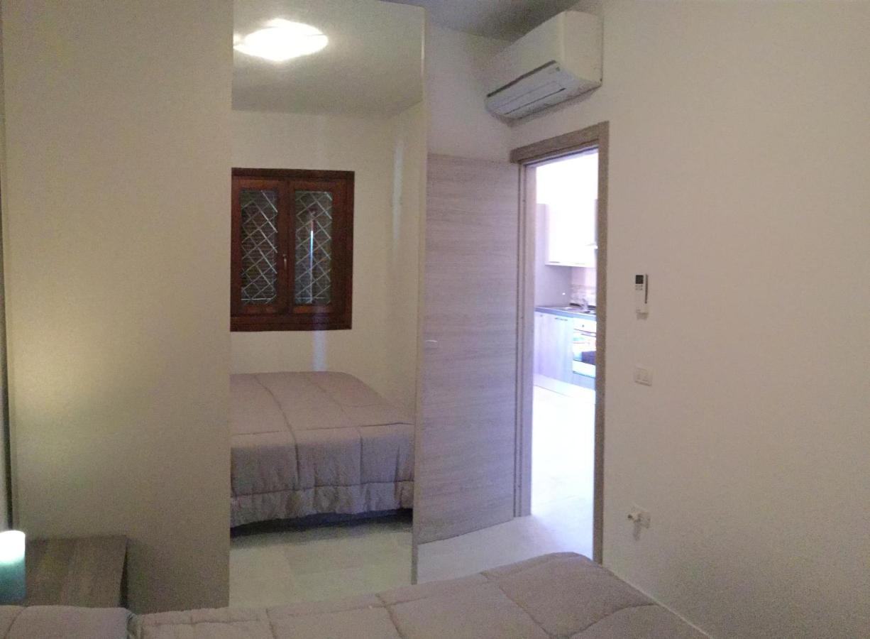 Apartamento A.I.R. Badesi Borgo Di Mare Exterior foto